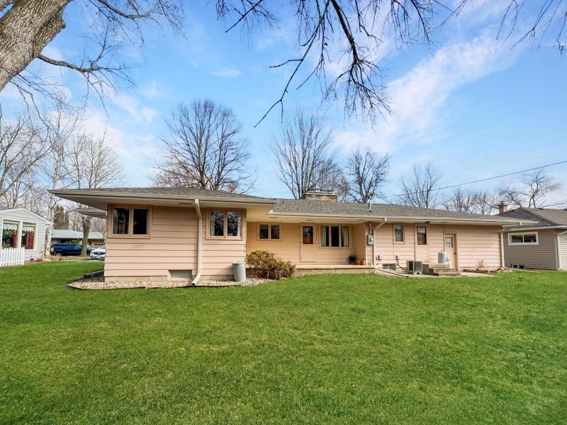 1409 N 5th St, Montevideo, MN 56265