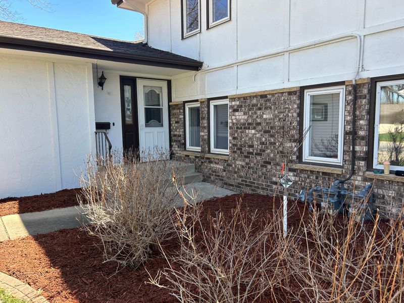 131 Canterbury Cir, Le Sueur, MN 56058
