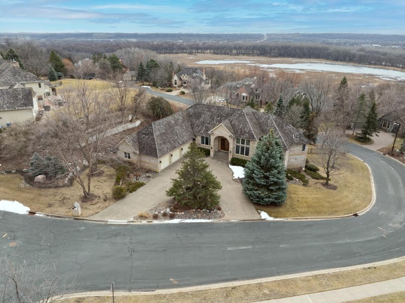 7101 Kenmare Dr, Bloomington, MN 55438