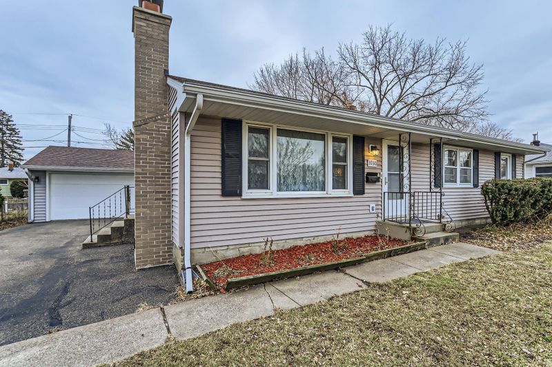 3930 74th St E, Inver Grove Heights, MN 55076