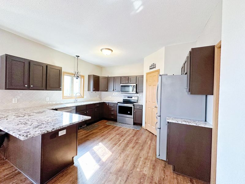 11265 77th St NE, Albertville, MN 55301