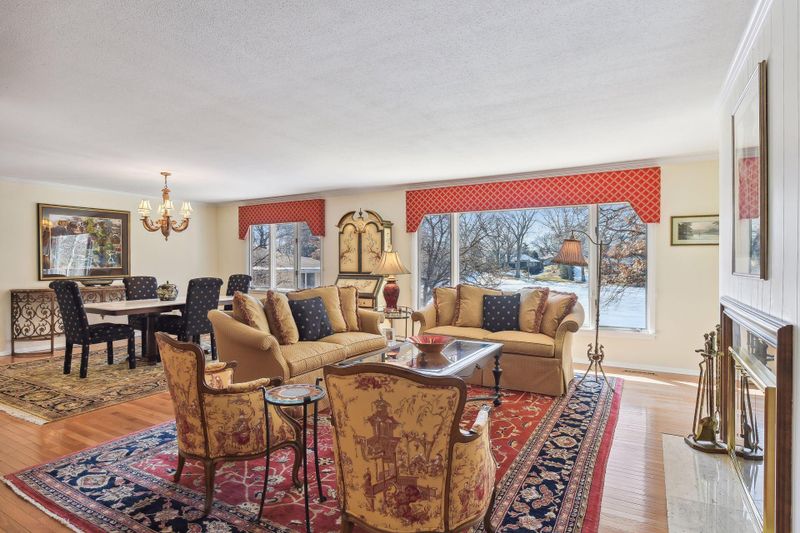 5706 Blake Rd S, Edina, MN 55436
