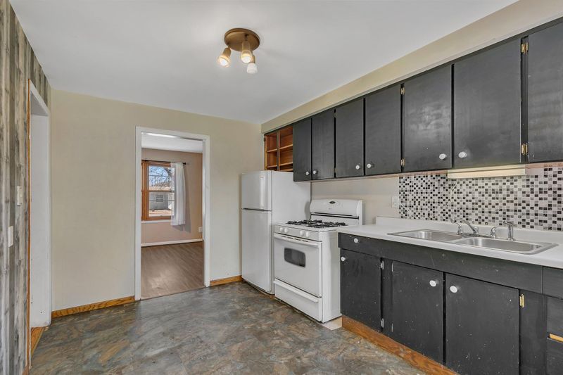 441 Broadway Ave N, Foley, MN 56329