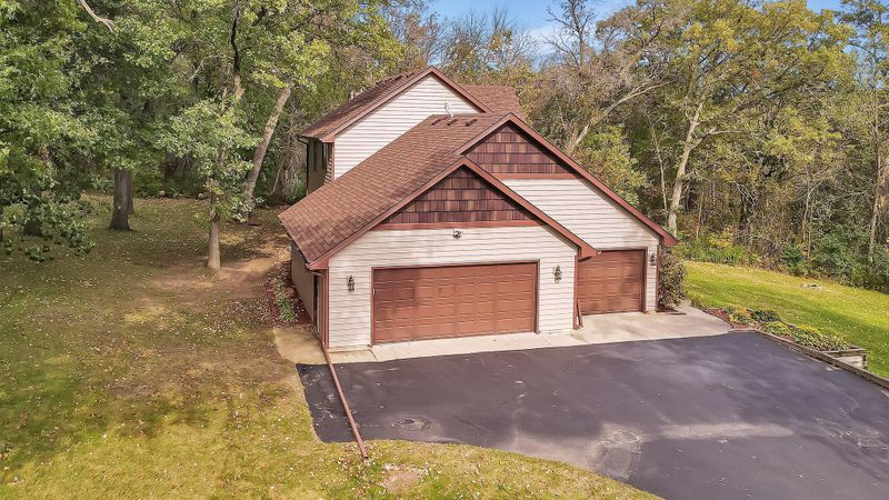 4428 Farmdale Cir, Saint Augusta, MN 56301