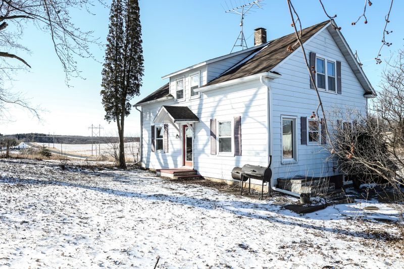 N8898 250th St, Spring Valley, WI 54767