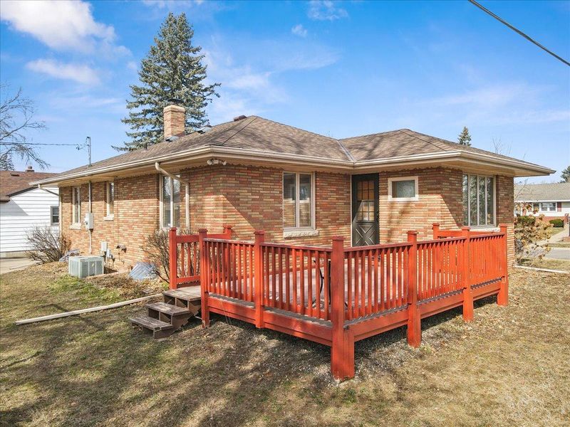 2140 Clear Ave, Saint Paul, MN 55119