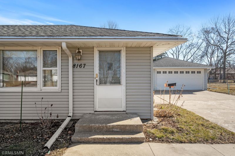 8167 Granada Ave S, Cottage Grove, MN 55016