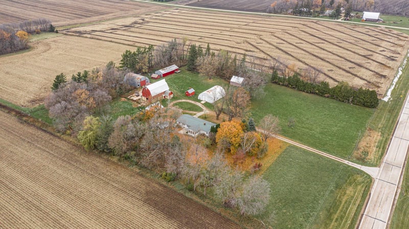 58705 195th Ave, Dodge Center, MN 55927