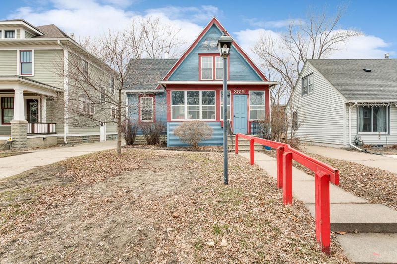 3812 Aldrich Ave S, Minneapolis, MN 55409