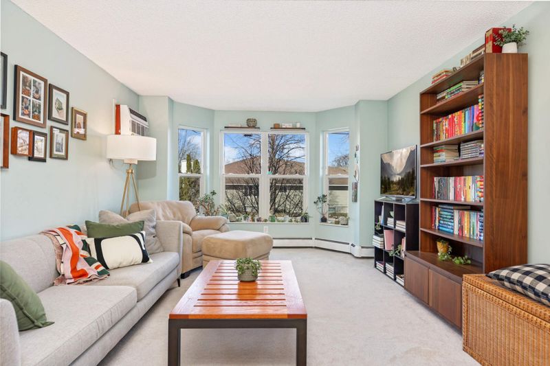 720 3rd Ave NE #107, Minneapolis, MN 55413