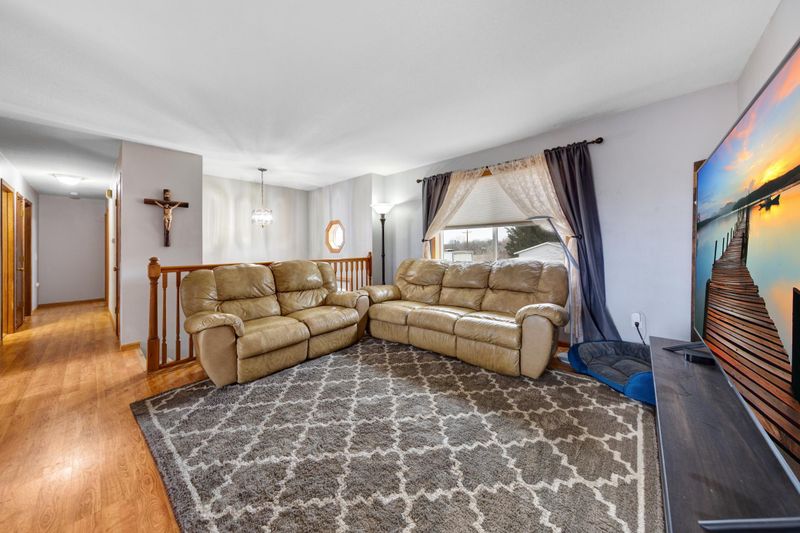 1616 25th Ave NW, Faribault, MN 55021
