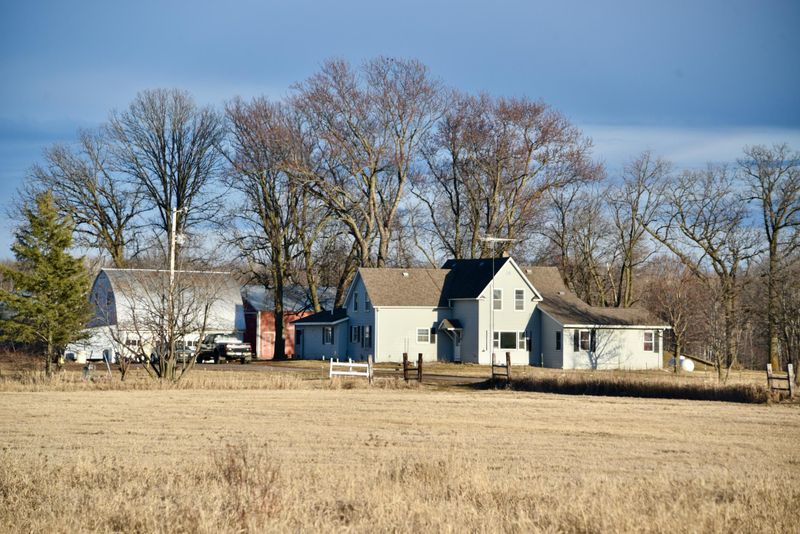 18274 130th Ave, Milaca, MN 56353