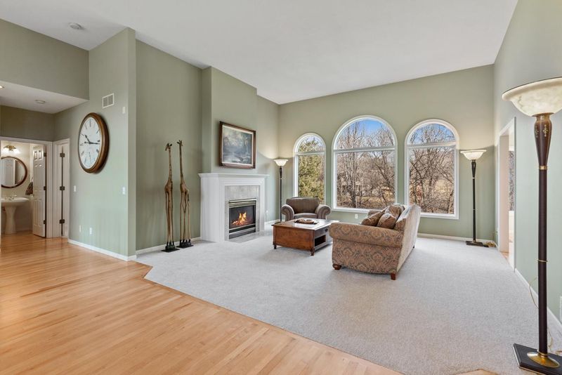 6961 Howard Ln, Eden Prairie, MN 55346