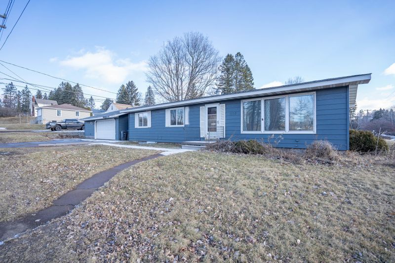 1110 Kenwood Ave, Duluth, MN 55811