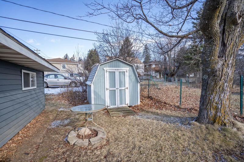 1110 Kenwood Ave, Duluth, MN 55811