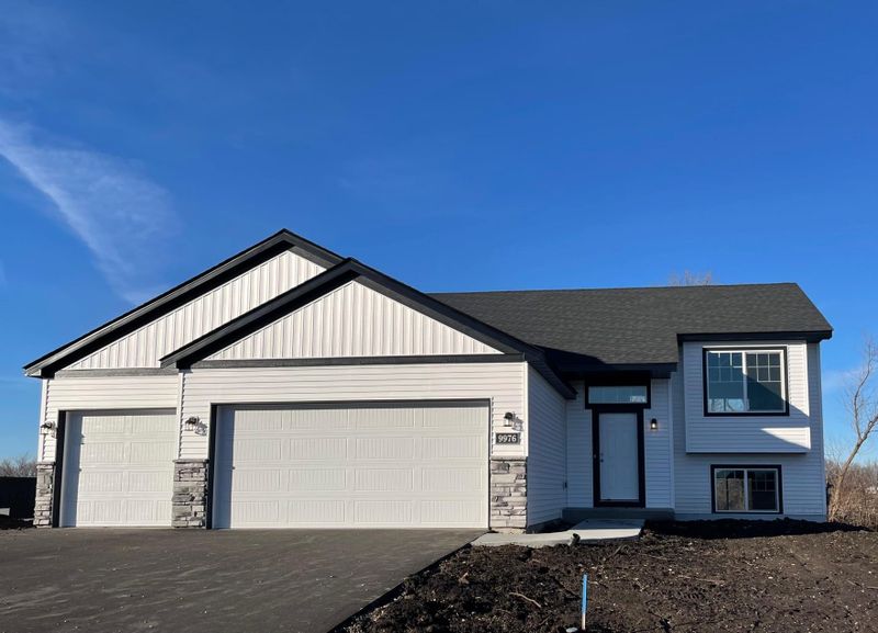 3048 Jansen Ave NE, Saint Michael, MN 55376