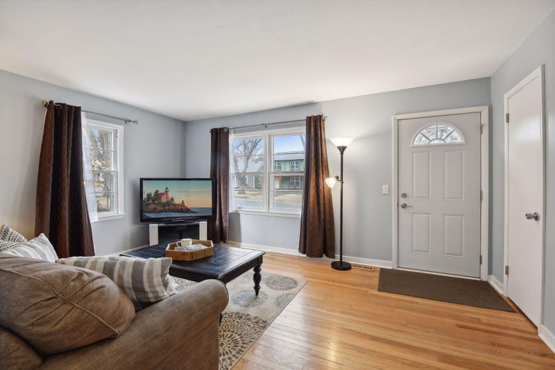 3237 Sumter Ave S, Saint Louis Park, MN 55426