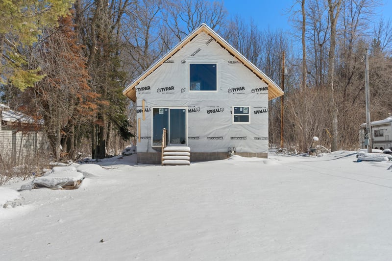 410 Stevens Rd, Wahkon, MN 56386