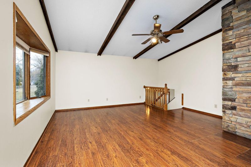 9945 Trenton Ln N, Maple Grove, MN 55369