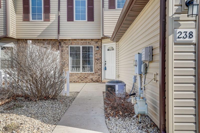238 E Orchard St, Belle Plaine, MN 56011