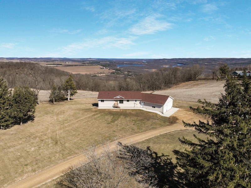 N4542 County Road D, Arkansaw, WI 54721