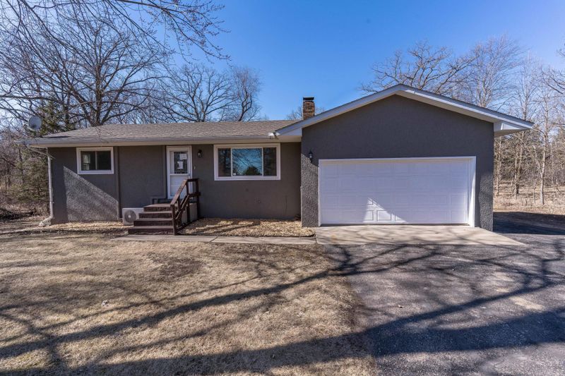 40337 Paradise Dr, Browerville, MN 56438