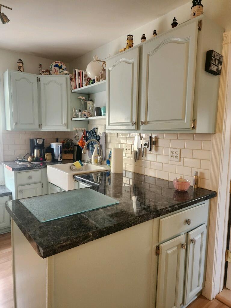 905 Lake Ave S, Duluth, MN 55802