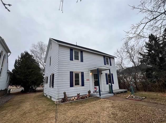 68260 S Bohn St, Iron River, WI 54847