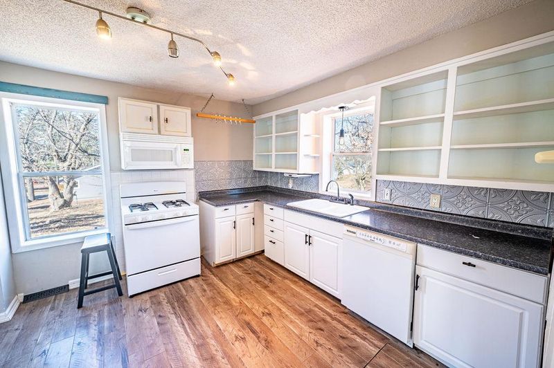 301 Pearl St, Balsam Lake, WI 54810