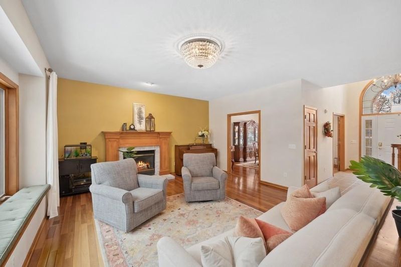 5100 Quantico Ln N, Plymouth, MN 55446