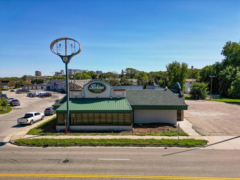 432 16th Ave NW, Rochester, MN 55901
