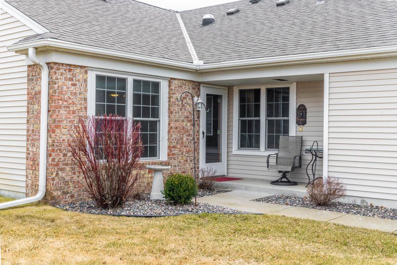 7946 Pinnacle Ave NE, Elk River, MN 55330