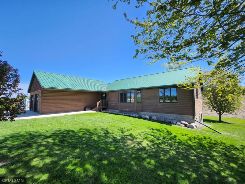 7560 County Road 8 NW, Maple Lake, MN 55358