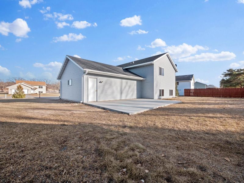 402 Morning View Ct, Sauk Centre, MN 56378