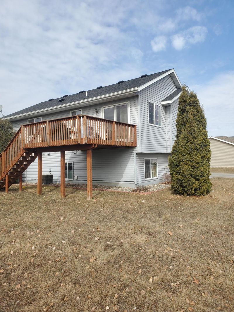 402 Morning View Ct, Sauk Centre, MN 56378