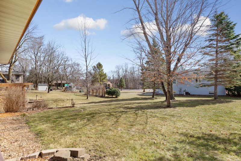 955 Ridge Rd, Owatonna, MN 55060
