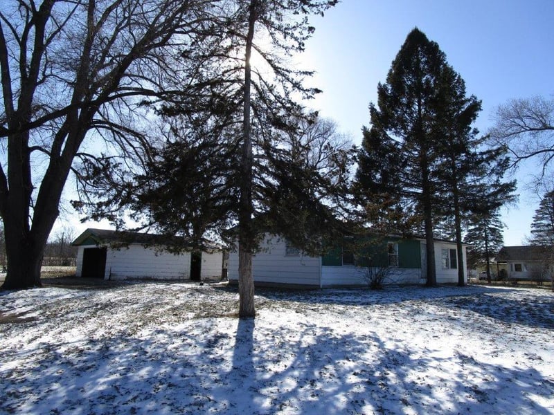8047 Iband Ave, Sparta, WI 54656
