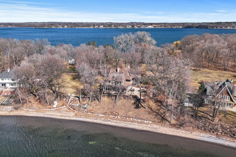 2540 Manitou Island, White Bear Lake, MN 55110