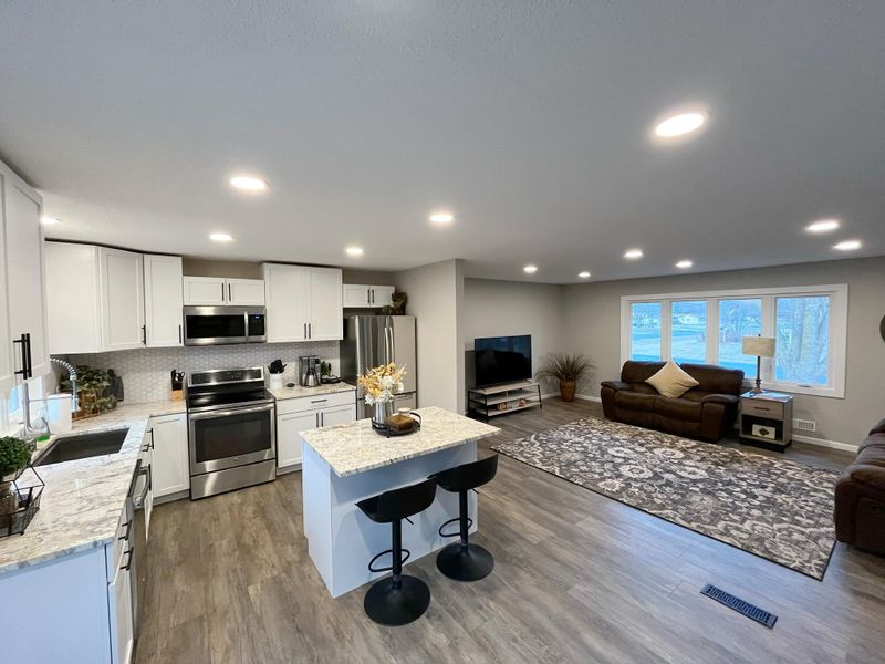 6812 Flemming Cir, Prior Lake, MN 55372