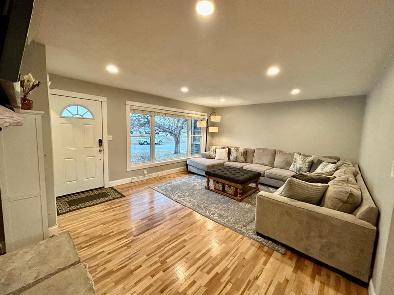 909 N Cleveland Ave, Fergus Falls, MN 56537