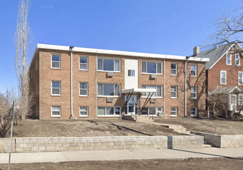 1621 St Anthony Ave, Saint Paul, MN 55104