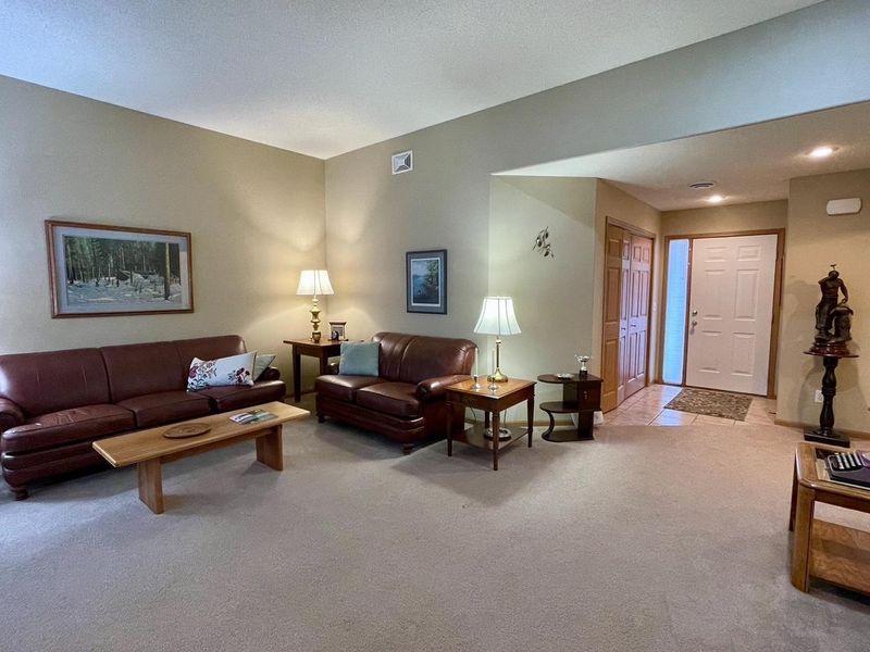 705 33rd St NW, Bemidji, MN 56601