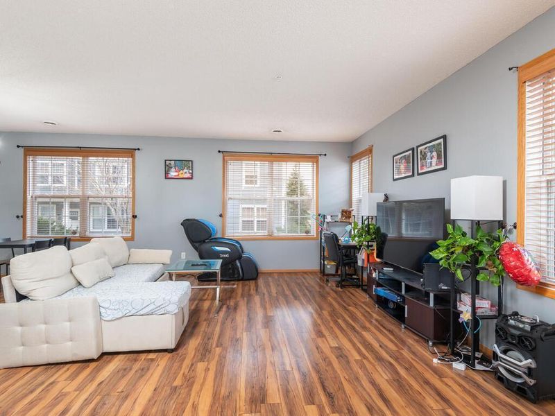 17610 68th Pl N, Maple Grove, MN 55311