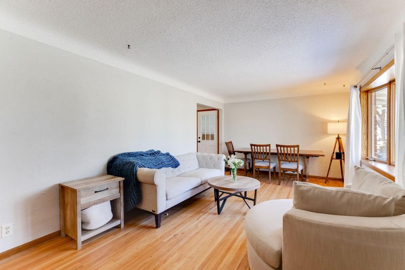 1860 Grant Rd, Arden Hills, MN 55112