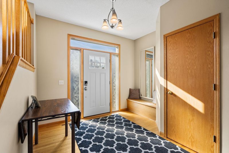1510 Deerwood Bend, Eagan, MN 55122