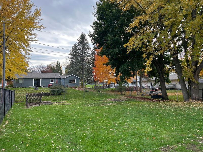 105 1st Ave SE, Plainview, MN 55964