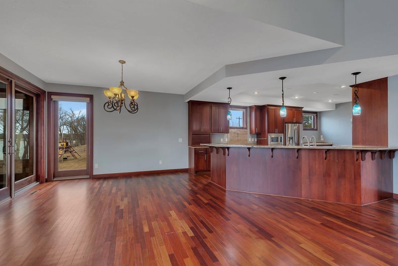 7423 River Bend Ct, Sauk Rapids, MN 56379
