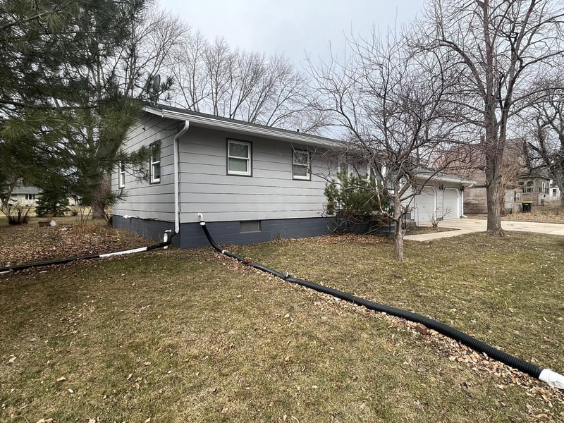 512 S 4th St, Sacred Heart, MN 56285