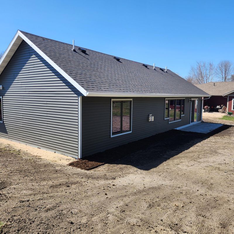 704 Broadway St, Starbuck, MN 56381