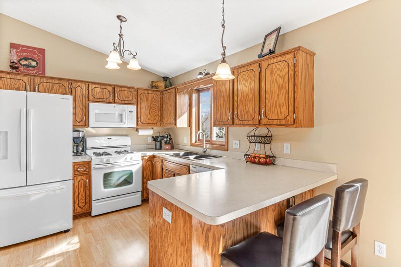37995 Greenway Ave, North Branch, MN 55056
